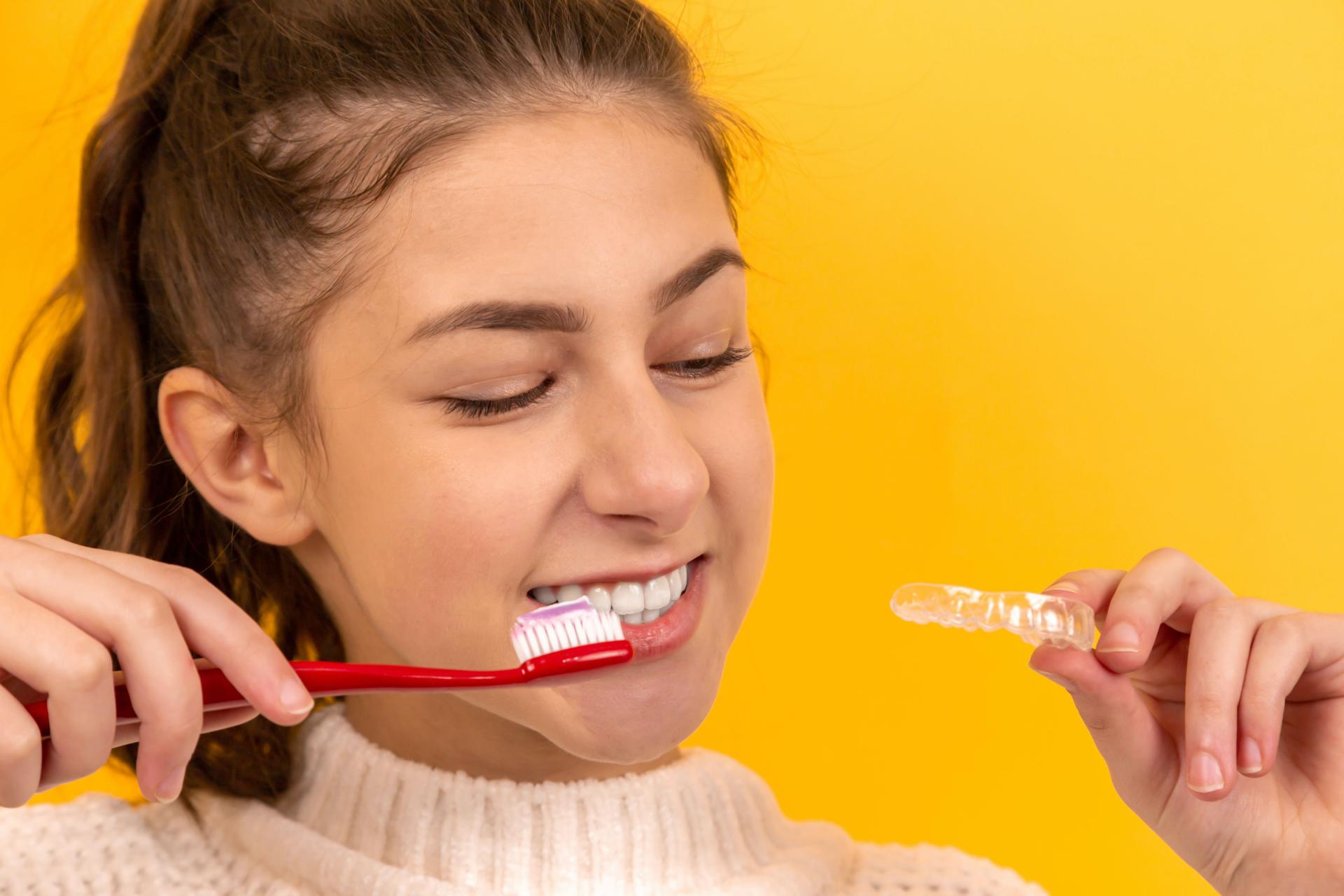 dentální hygiena ve Zlíně i pro pacienty s rovnátky (ortodoncie)